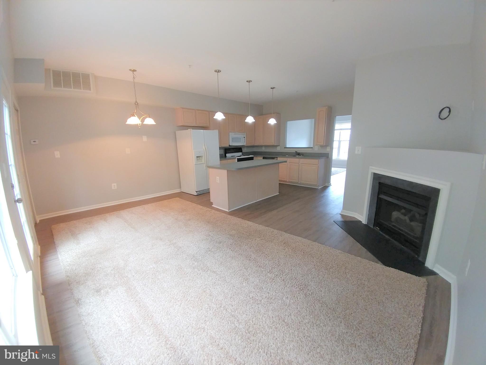 SEABREEZE AT HARBOR GATES - Residential Lease