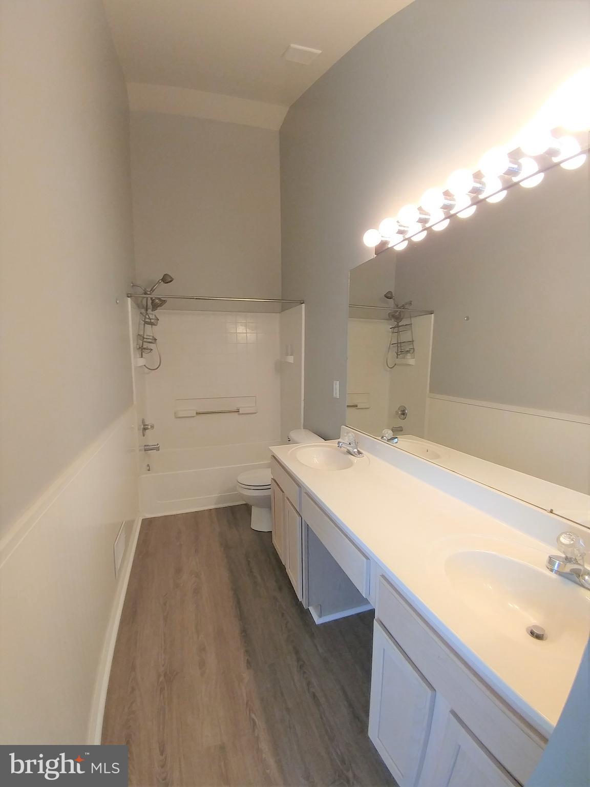 SEABREEZE AT HARBOR GATES - Residential Lease