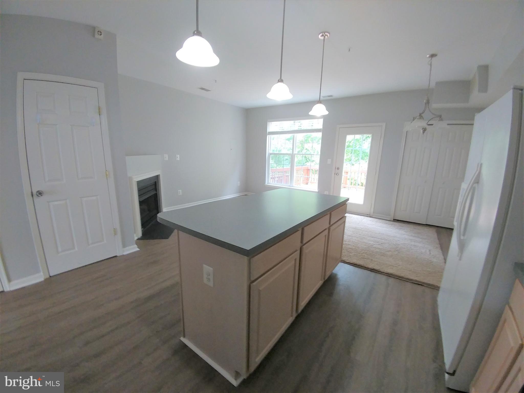 SEABREEZE AT HARBOR GATES - Residential Lease