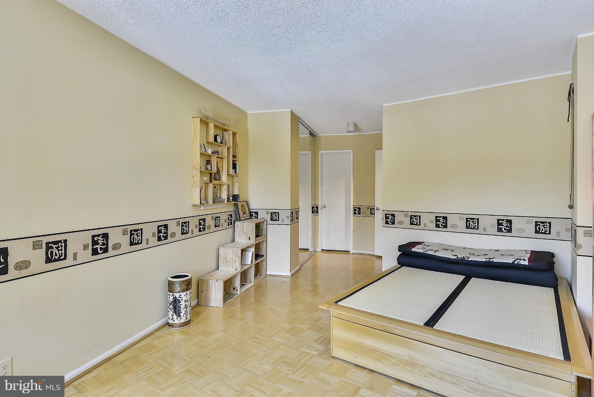 WATERGATE AT LANDMARK - Residential