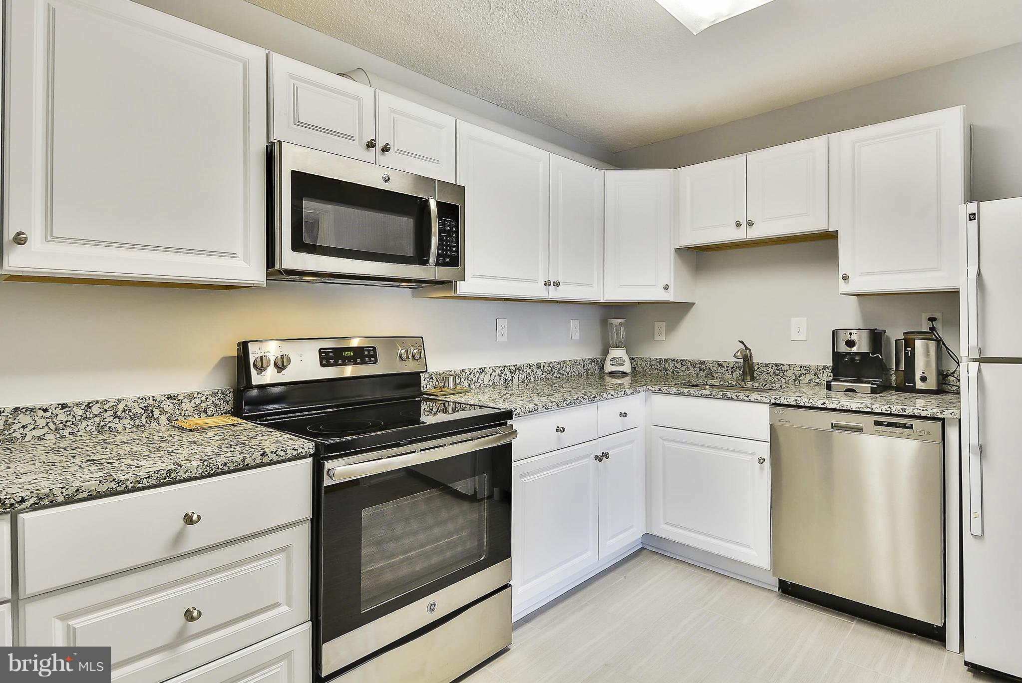 WATERGATE AT LANDMARK - Residential