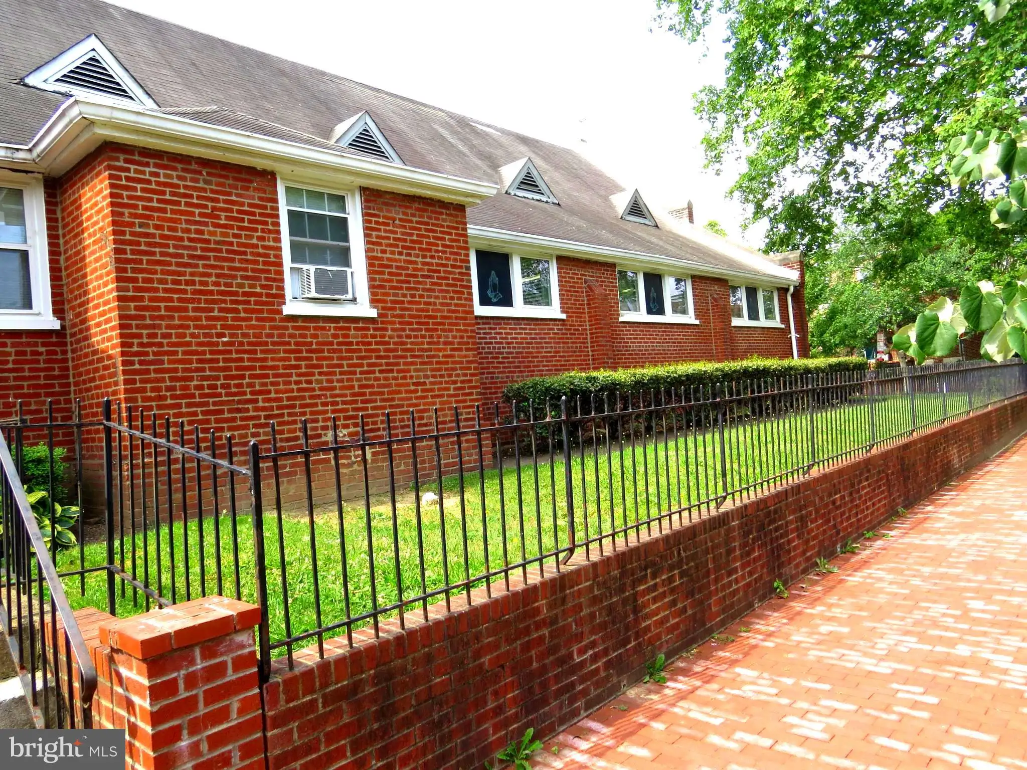 Additional image 28 of 653 11th Street NE, Washington, DC 20002
