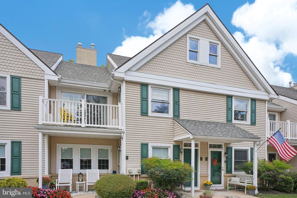 Photo of 9 Comly Court, FLOURTOWN, PA 19031 (MLS # PAMC2153554)