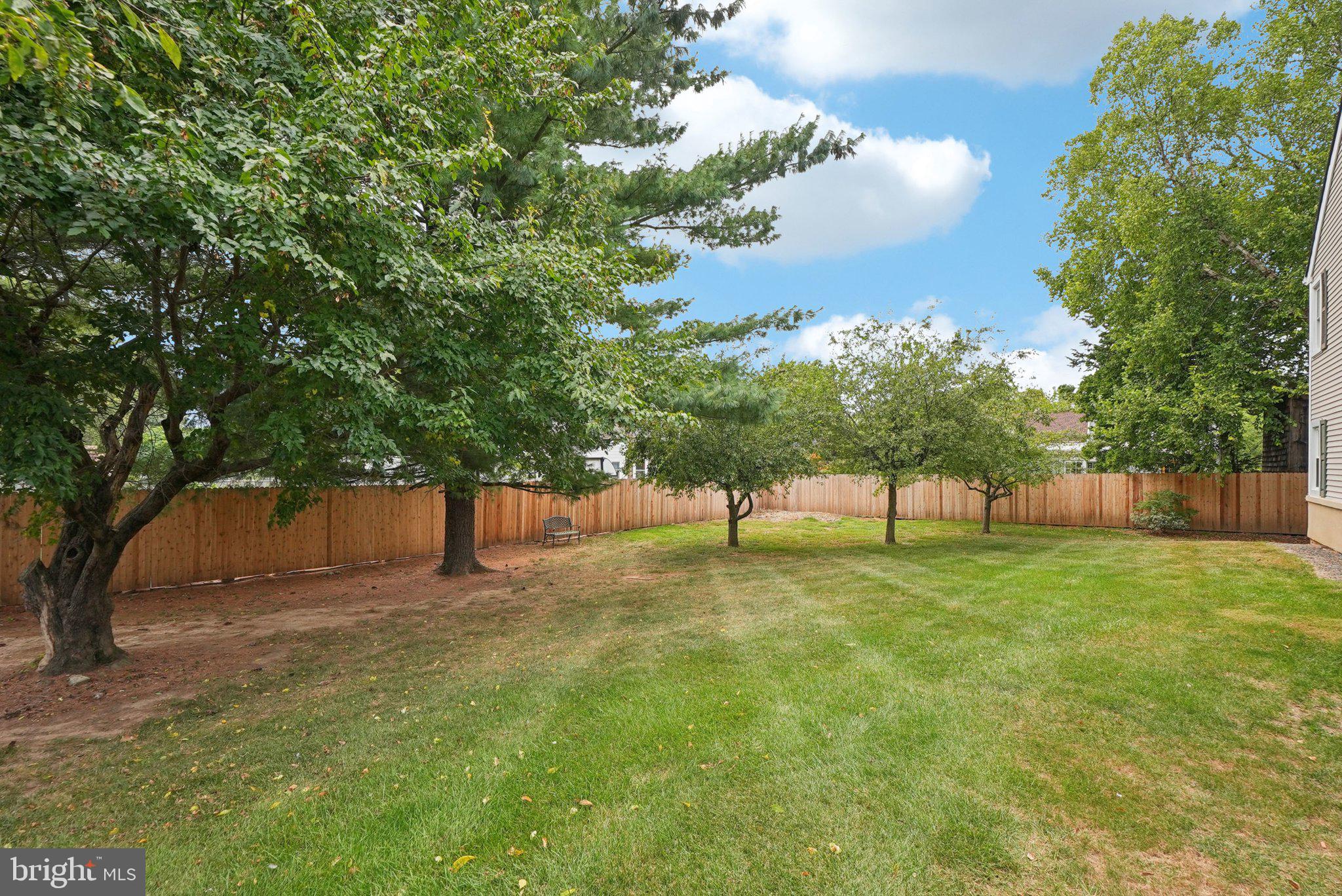 CHESNEY DOWNS - Residential