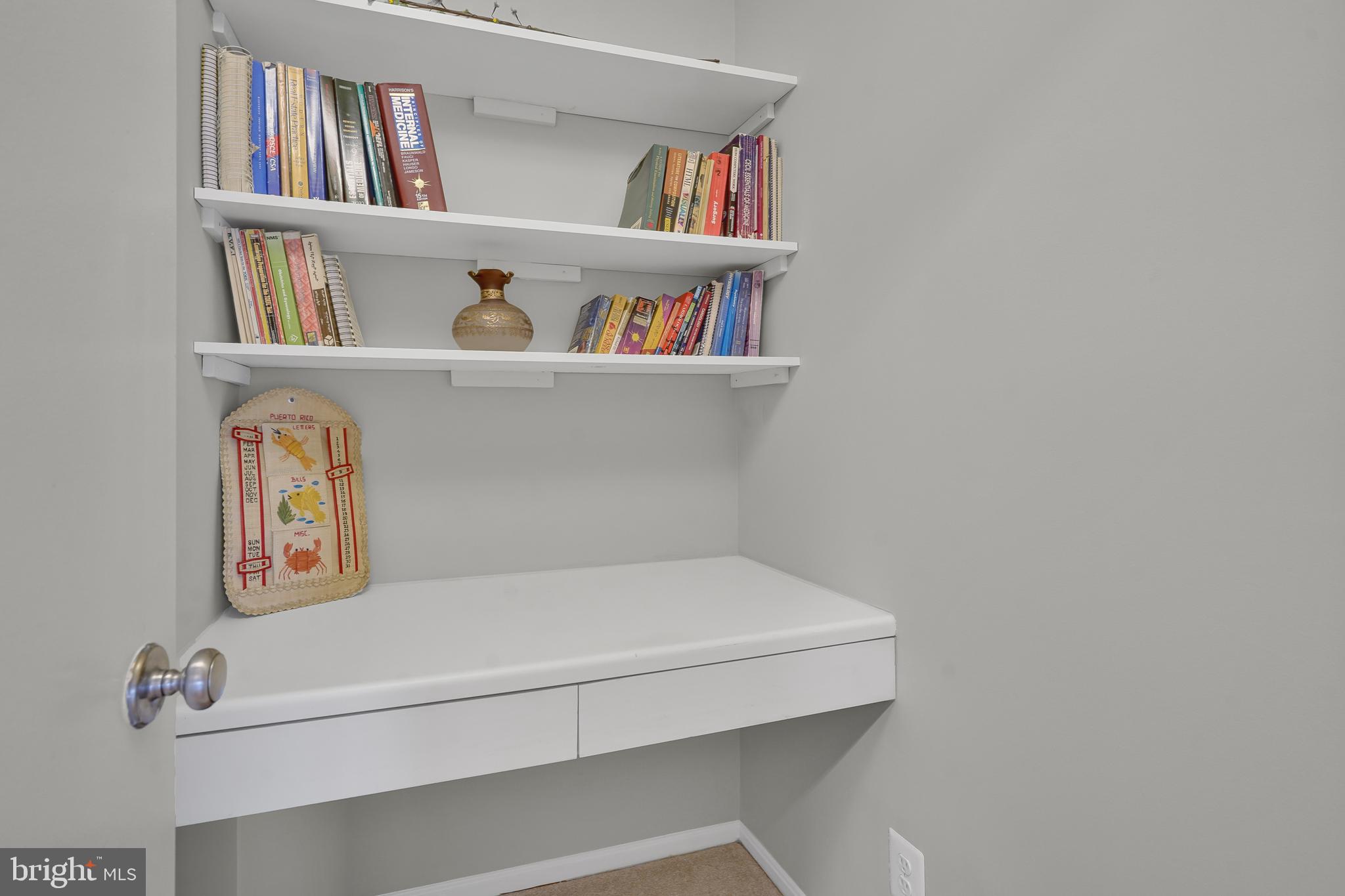 WATERGATE AT LANDMARK - Residential