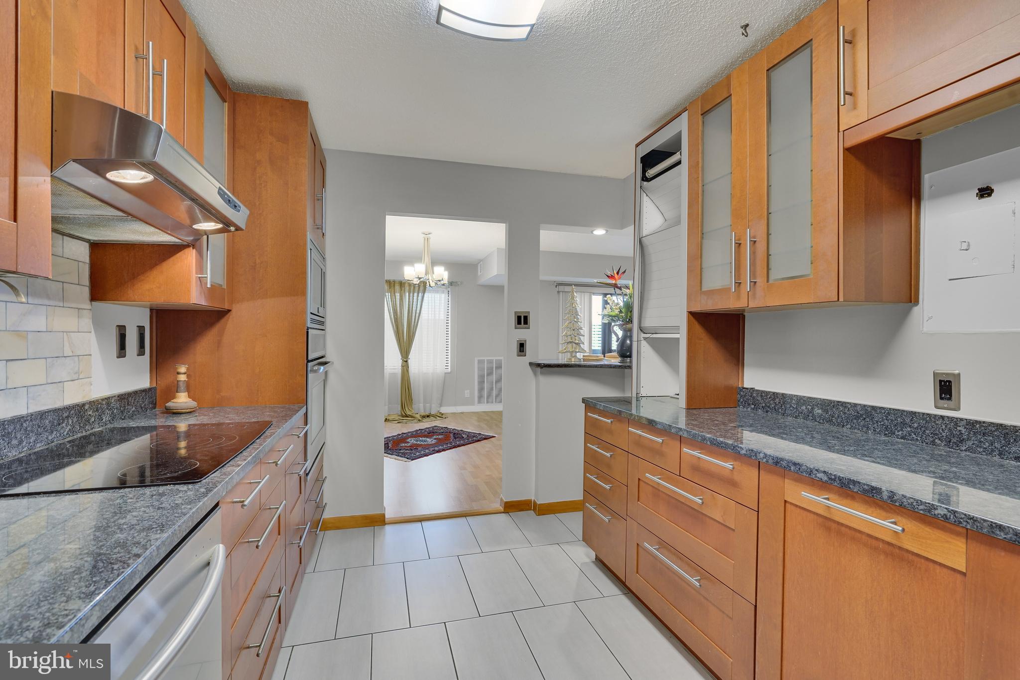 WATERGATE AT LANDMARK - Residential