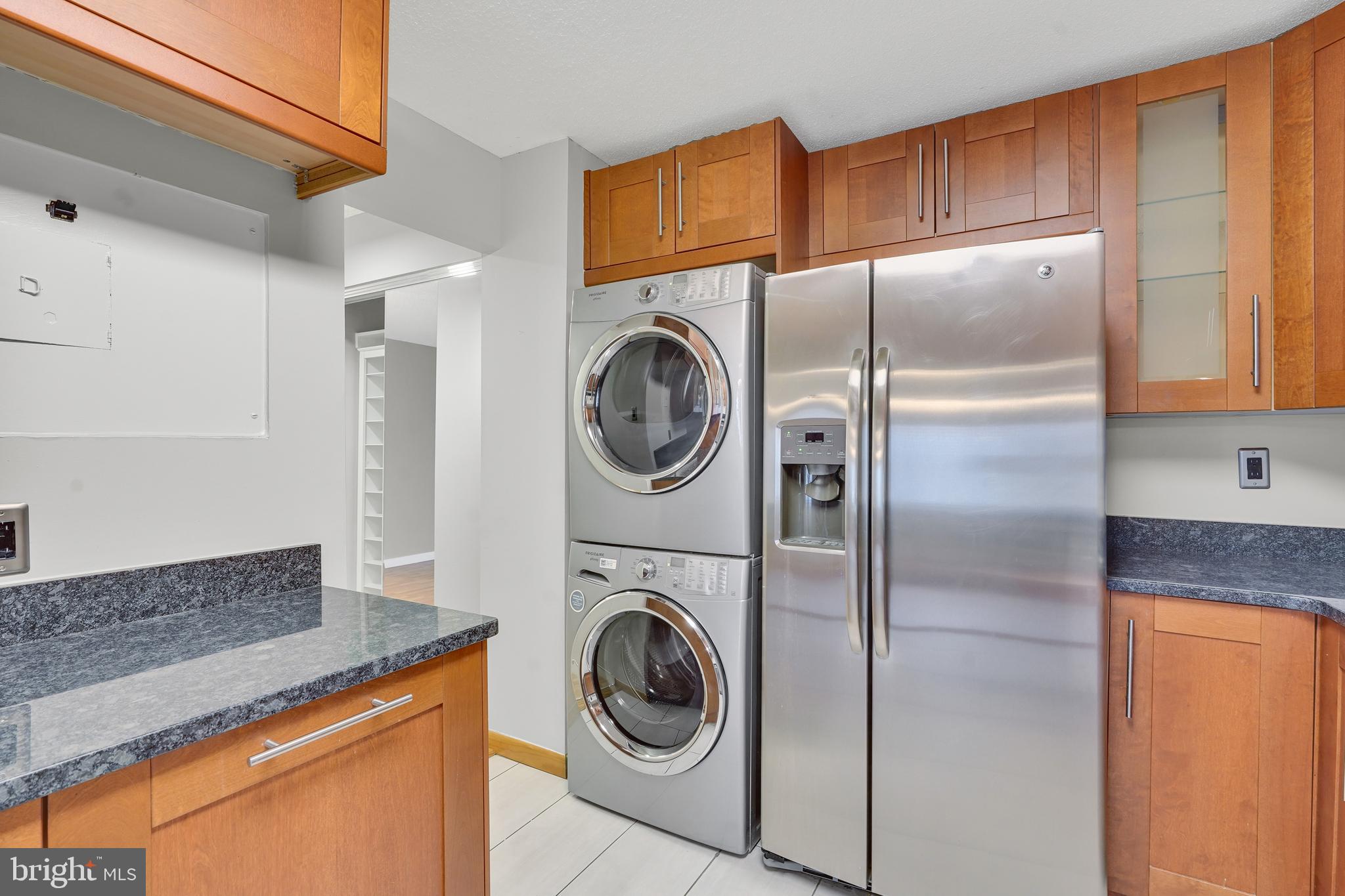 WATERGATE AT LANDMARK - Residential