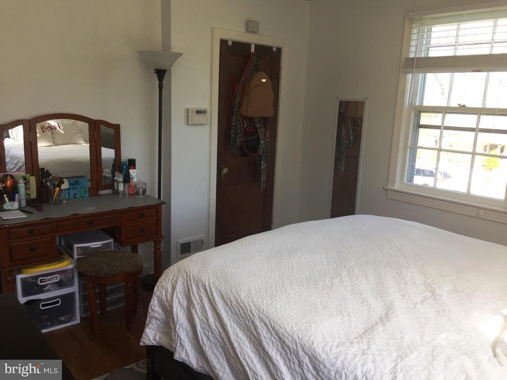 GREEN MEADOWS - Residential Lease