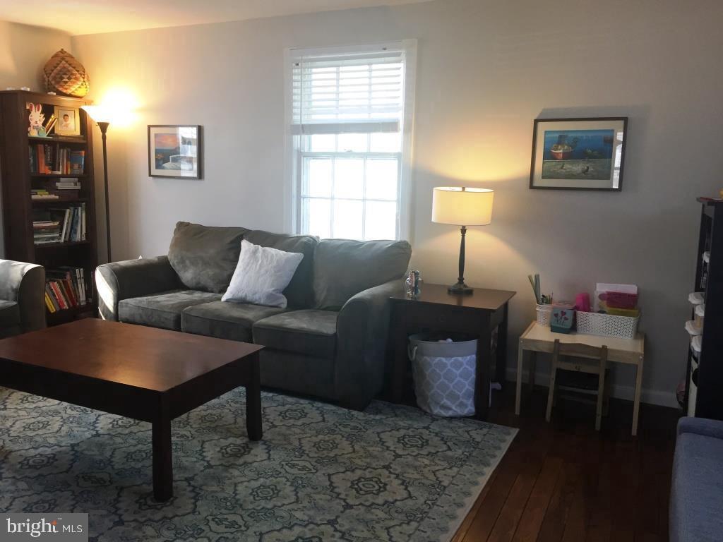 GREEN MEADOWS - Residential Lease