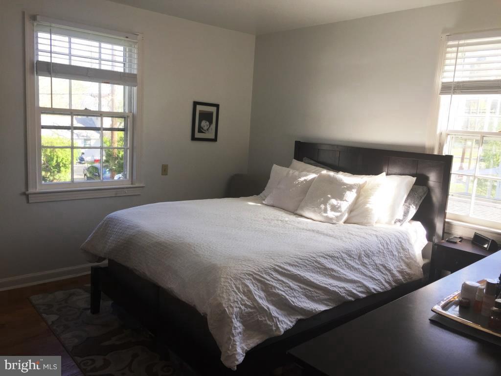 GREEN MEADOWS - Residential Lease