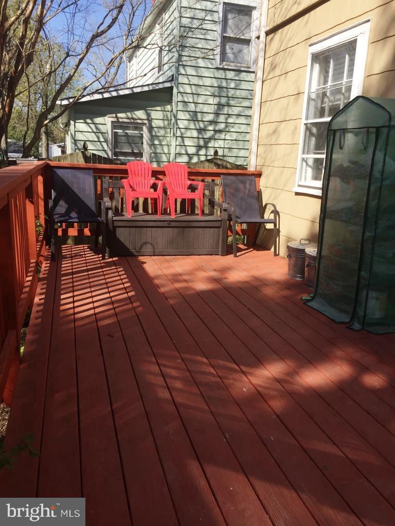 GREEN MEADOWS - Residential Lease