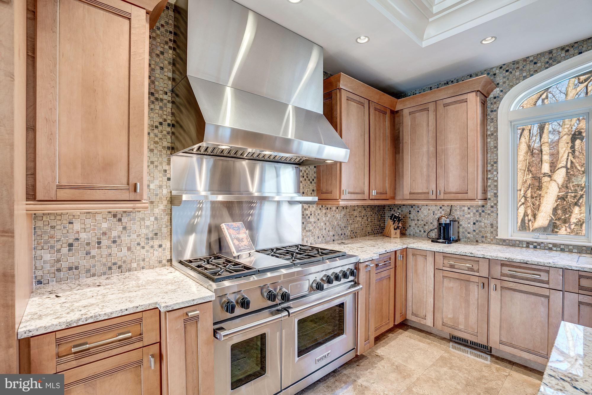 CLEARVIEW MANOR - Residential