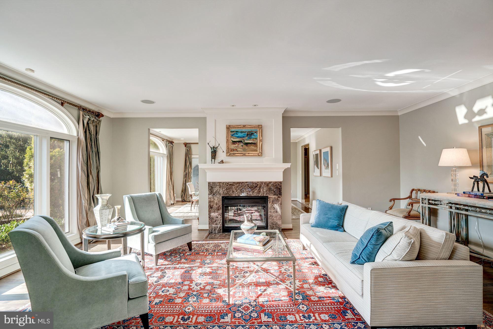 CLEARVIEW MANOR - Residential