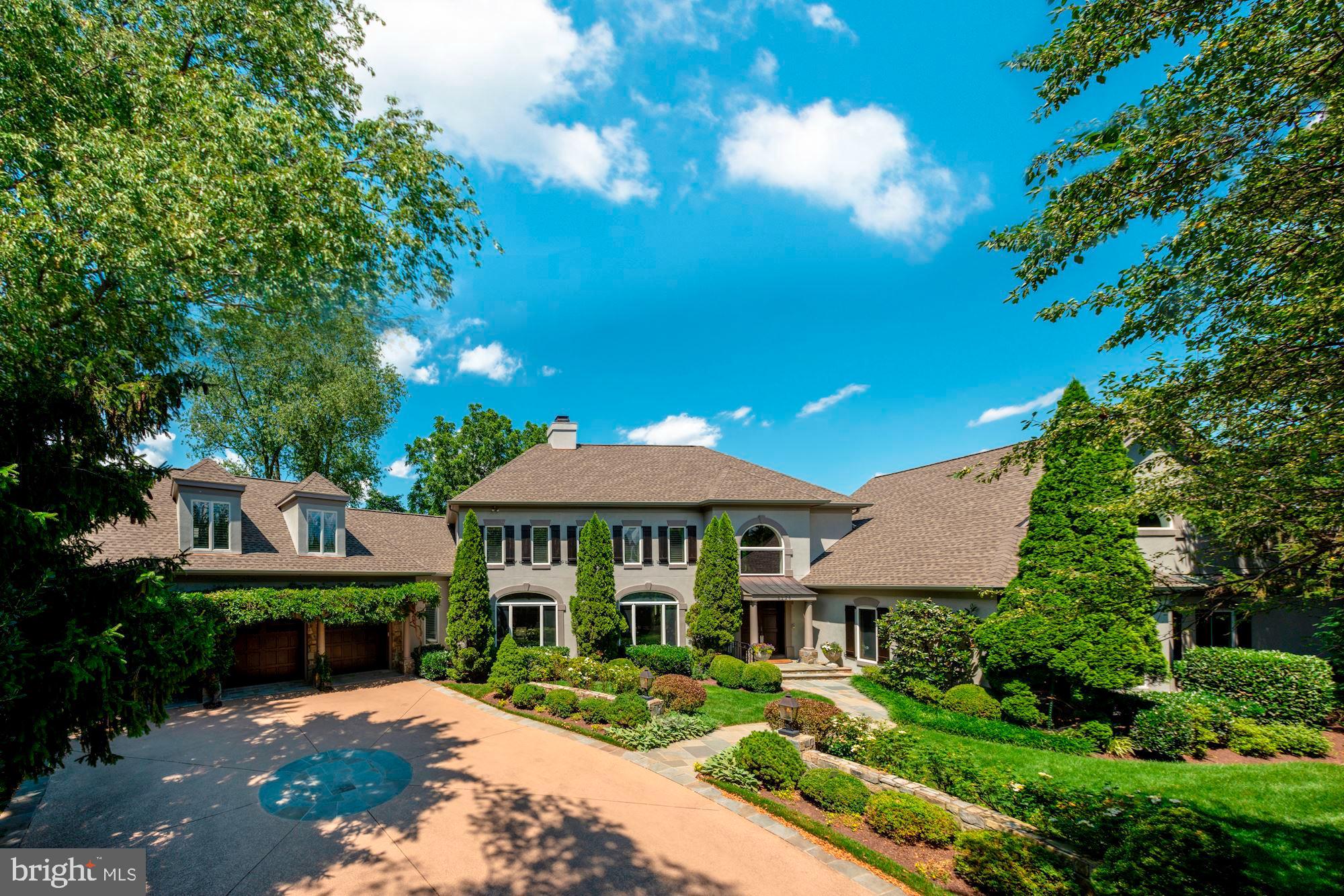 CLEARVIEW MANOR - Residential