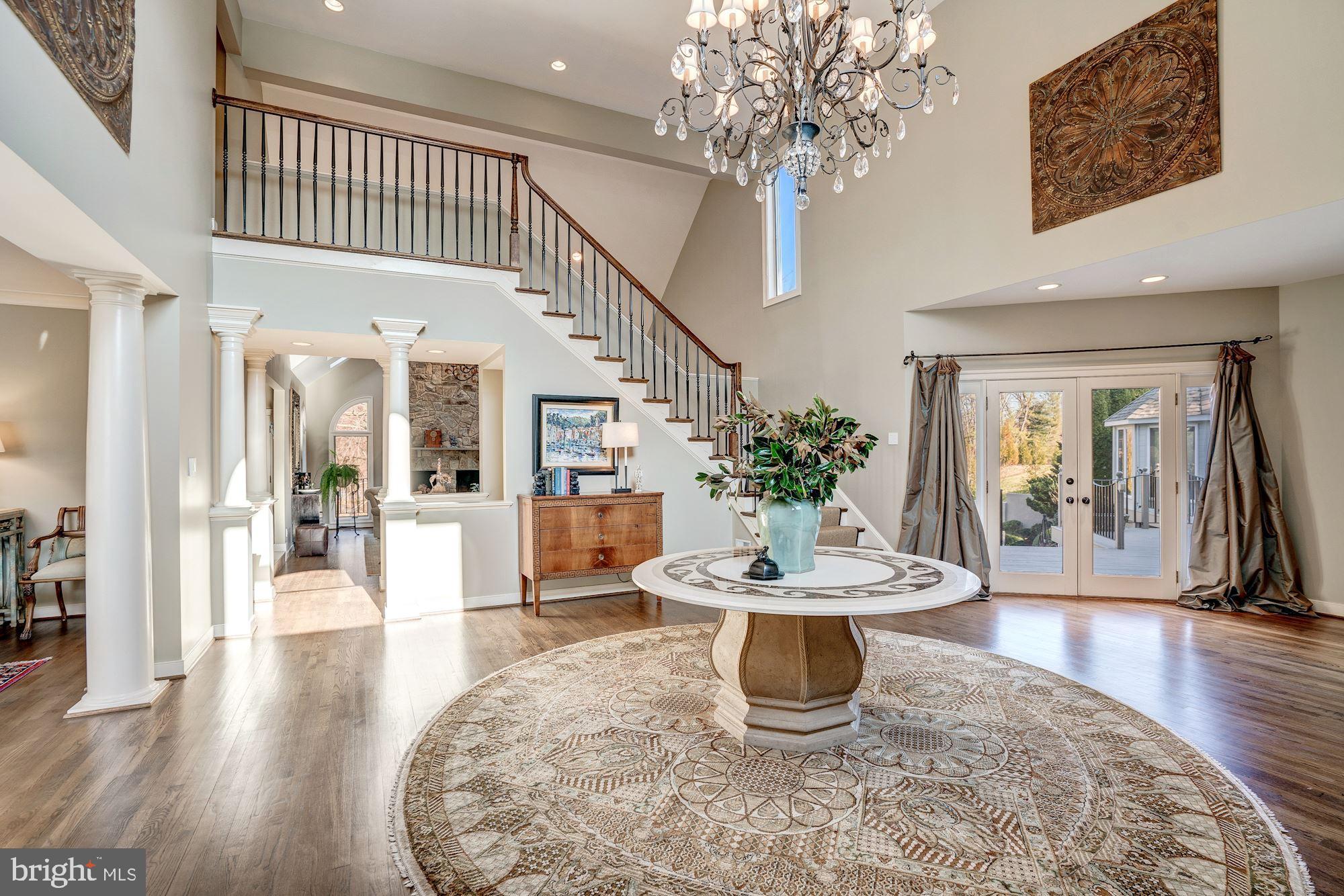 CLEARVIEW MANOR - Residential