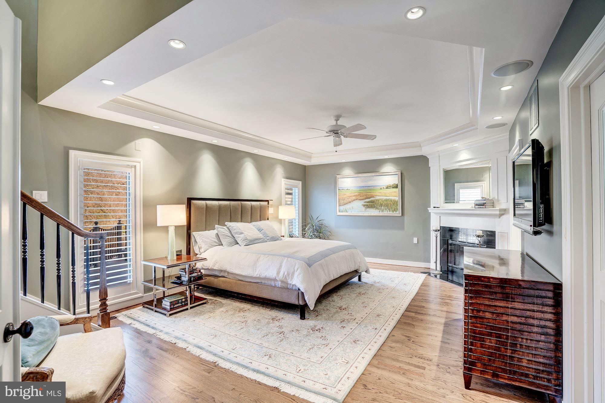 CLEARVIEW MANOR - Residential