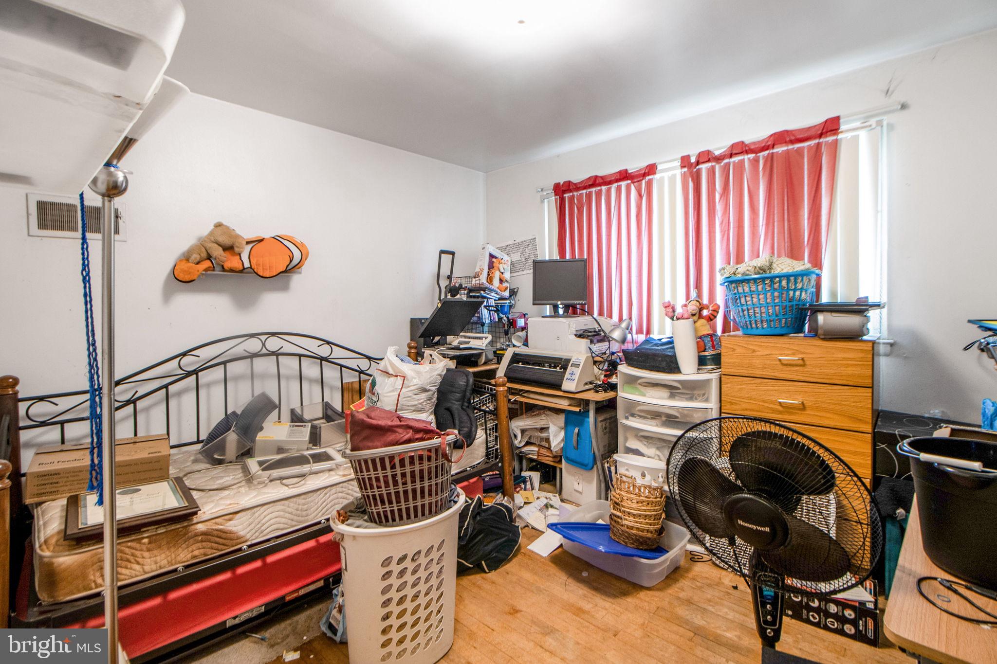 WESTCHESTER ESTATES - Residential