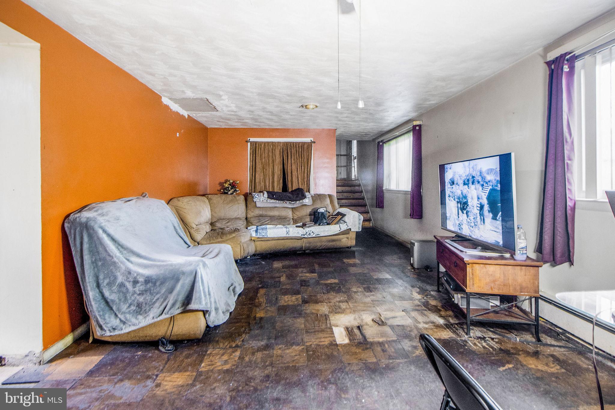 WESTCHESTER ESTATES - Residential