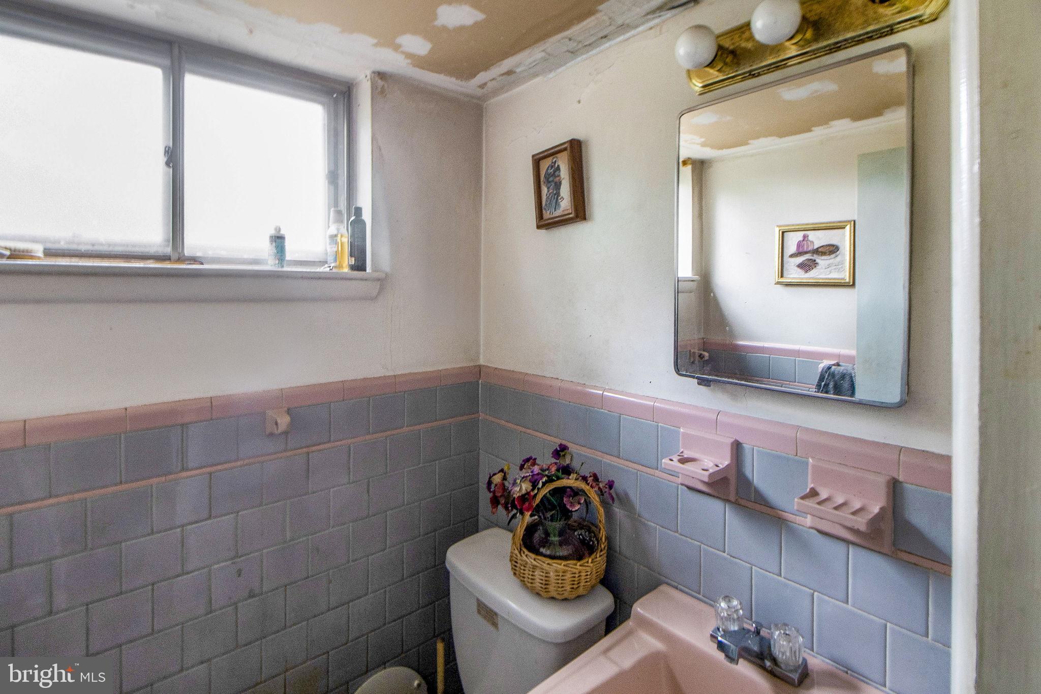 WESTCHESTER ESTATES - Residential