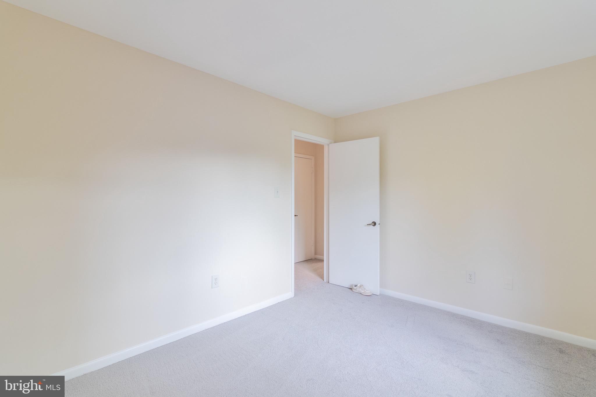 SIGNAL HILL - Residential Lease