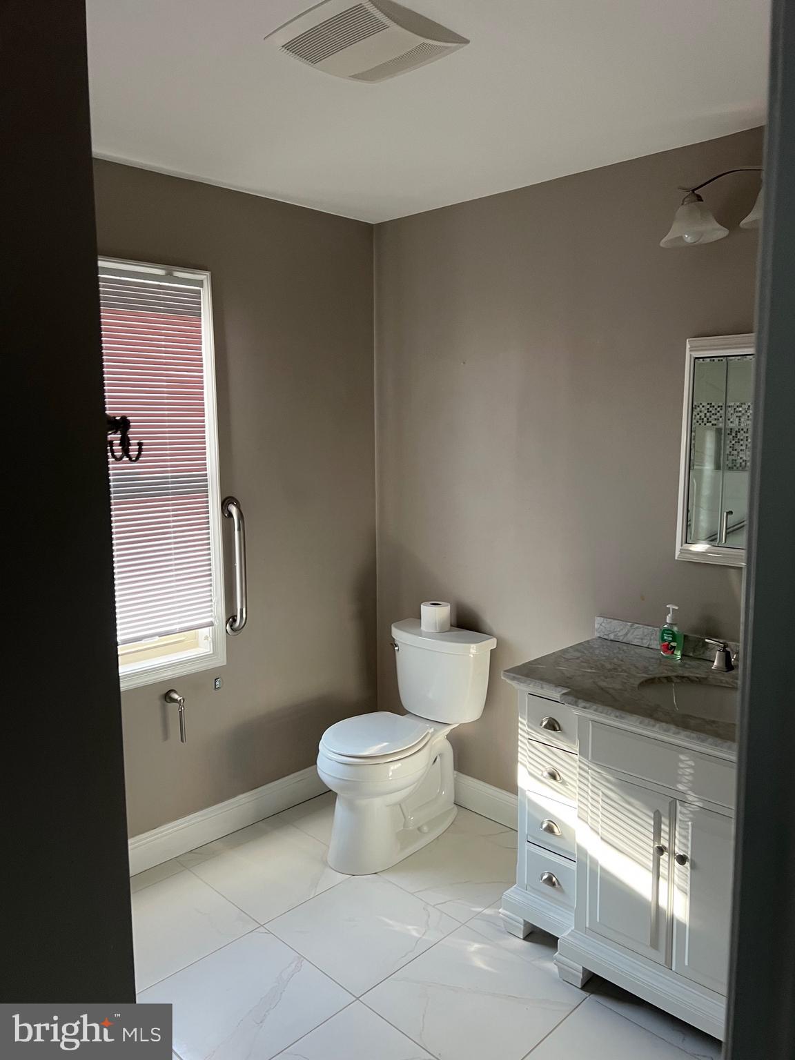 CREEK VIEW ESTS - Residential