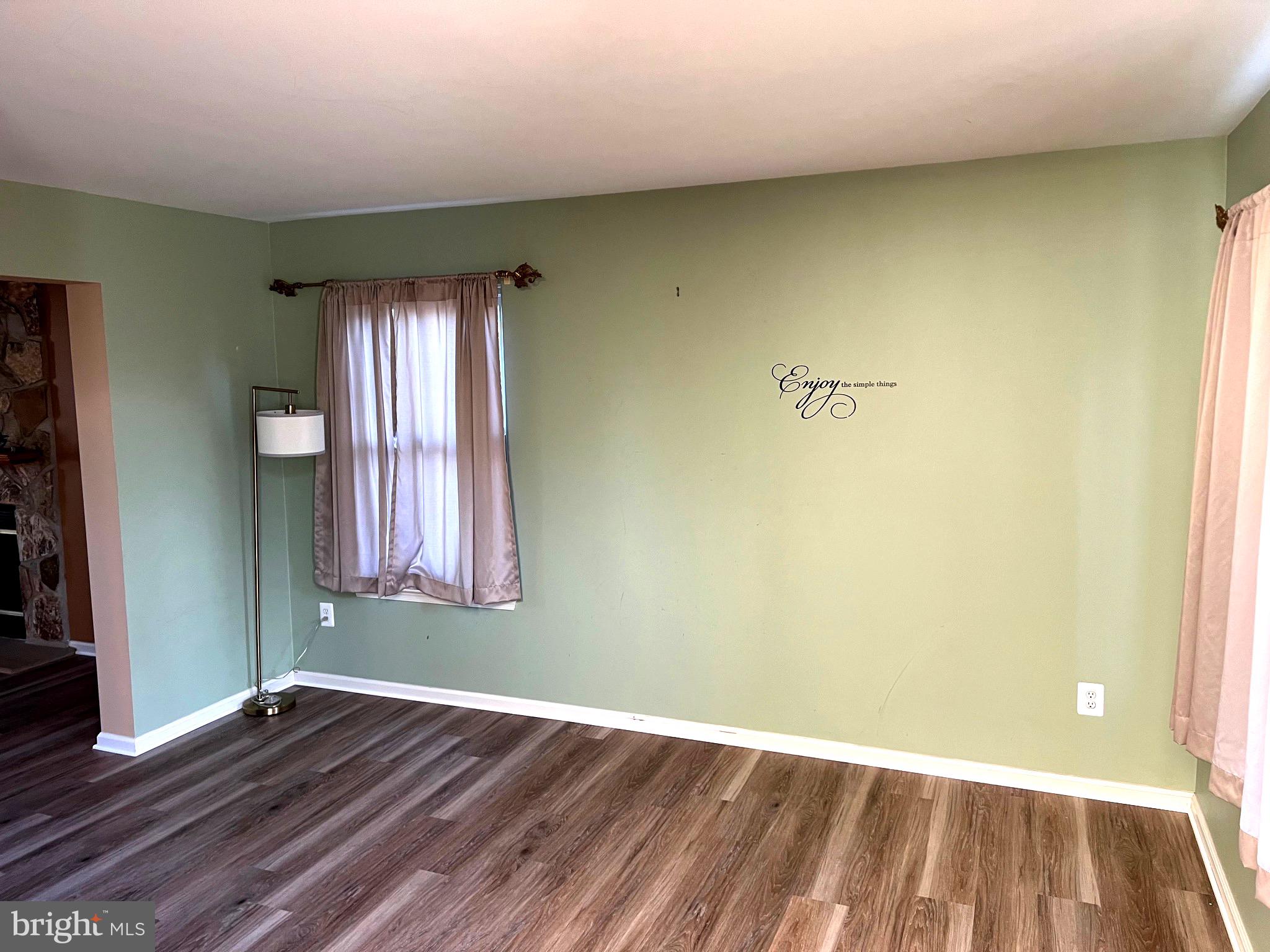 CREEK VIEW ESTS - Residential