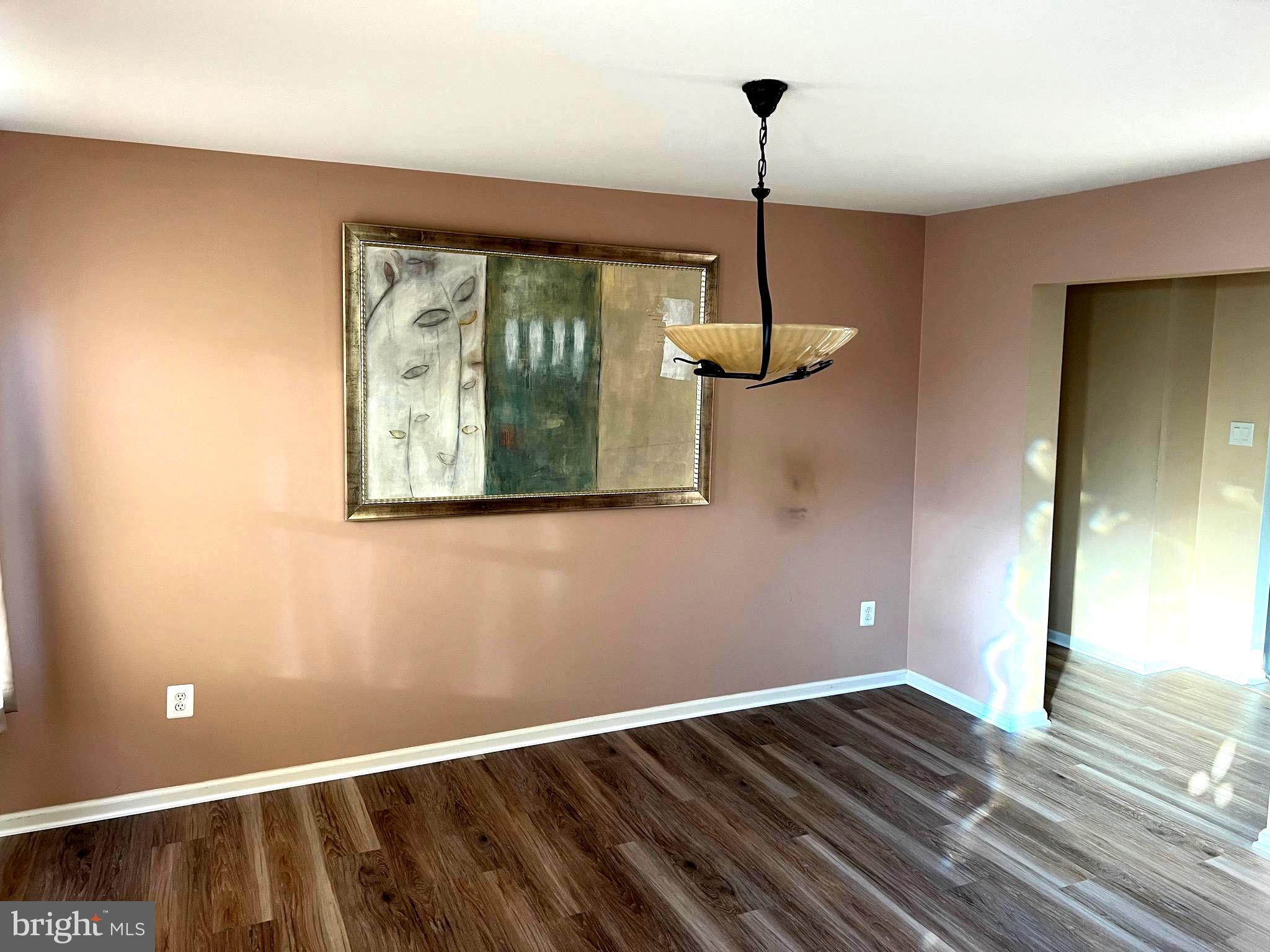 CREEK VIEW ESTS - Residential