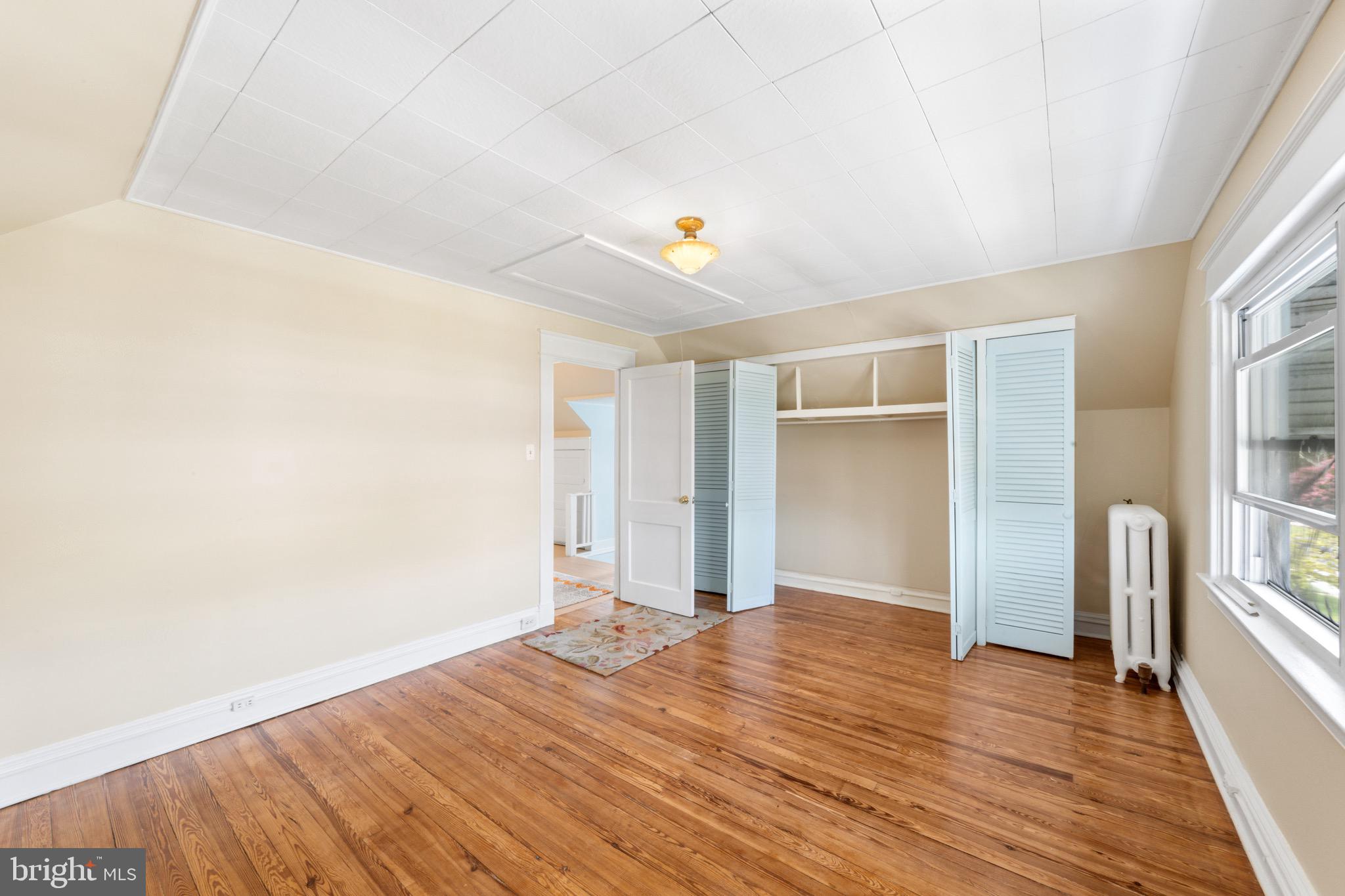 HAMILTON HILLS - Residential