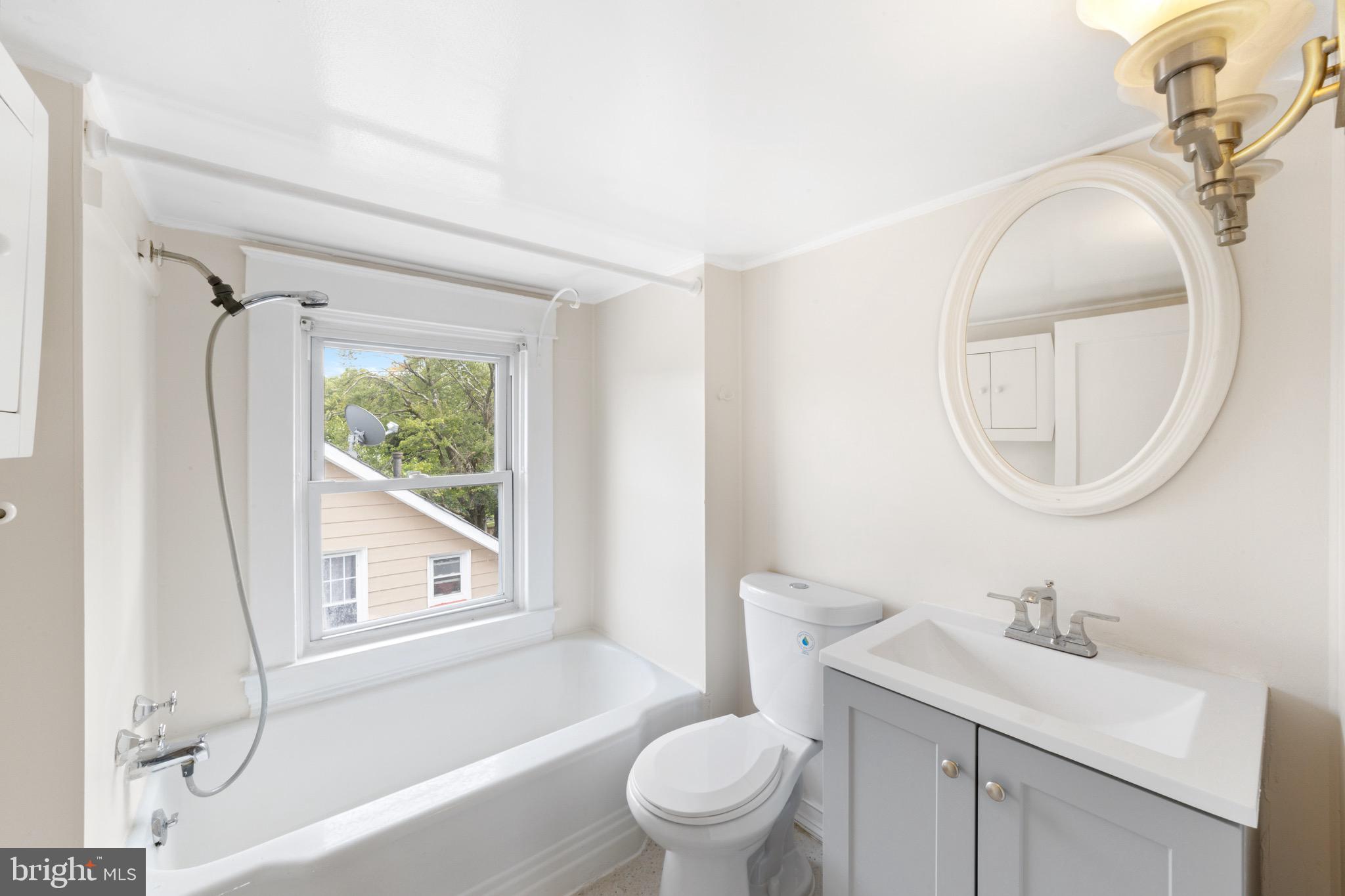 HAMILTON HILLS - Residential