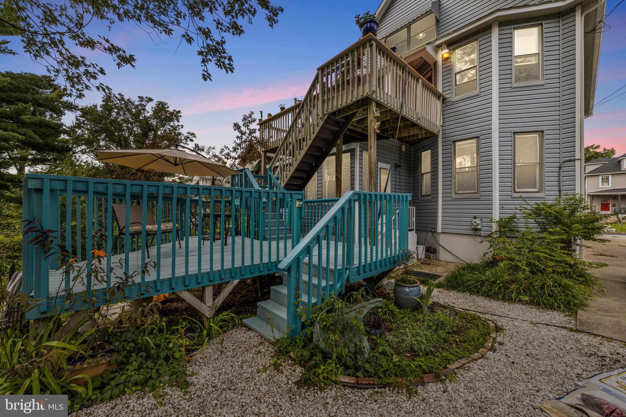 HAMILTON HILLS - Residential