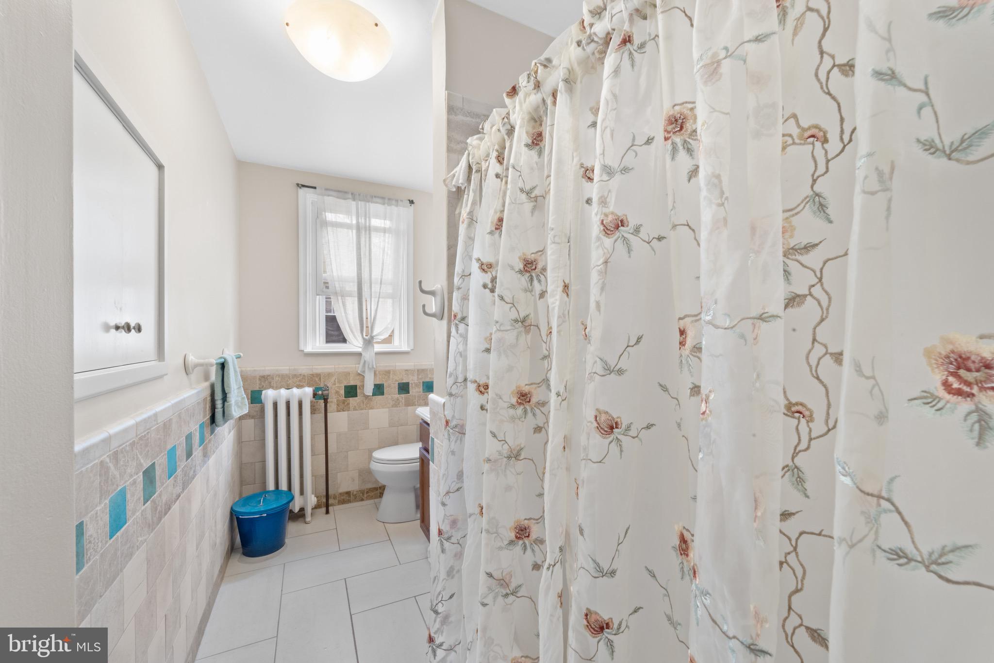 HAMILTON HILLS - Residential