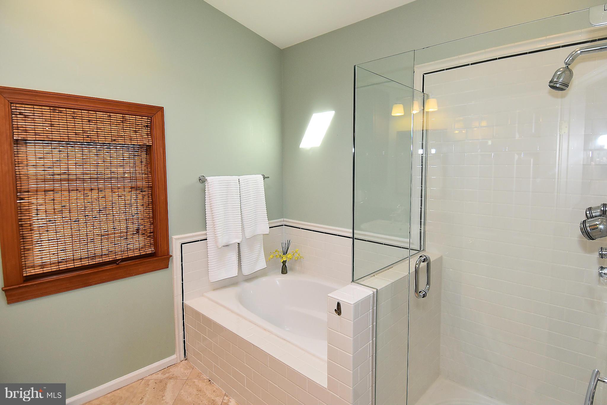 LEEWAY HEIGHTS - Residential