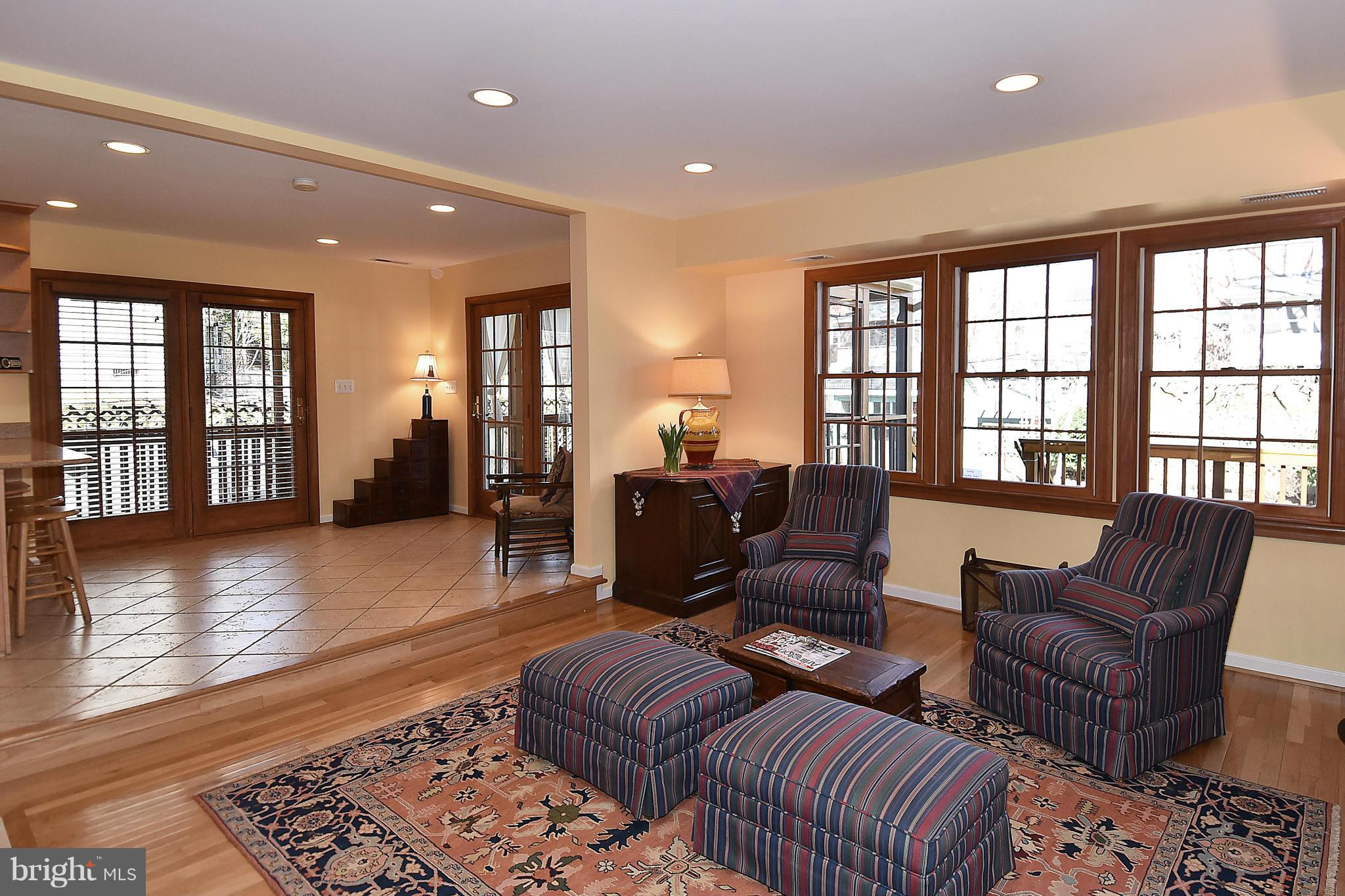 LEEWAY HEIGHTS - Residential