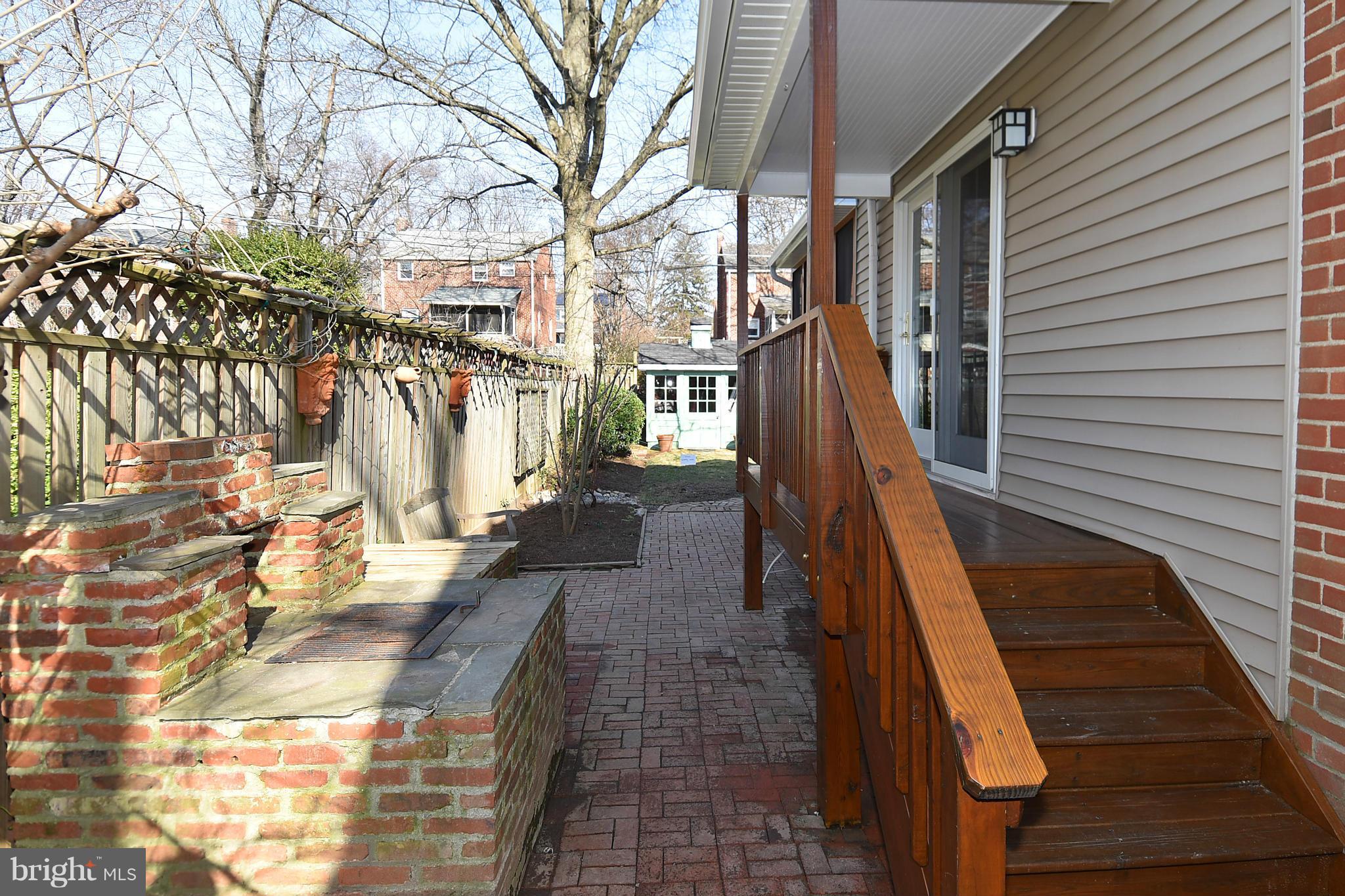 LEEWAY HEIGHTS - Residential