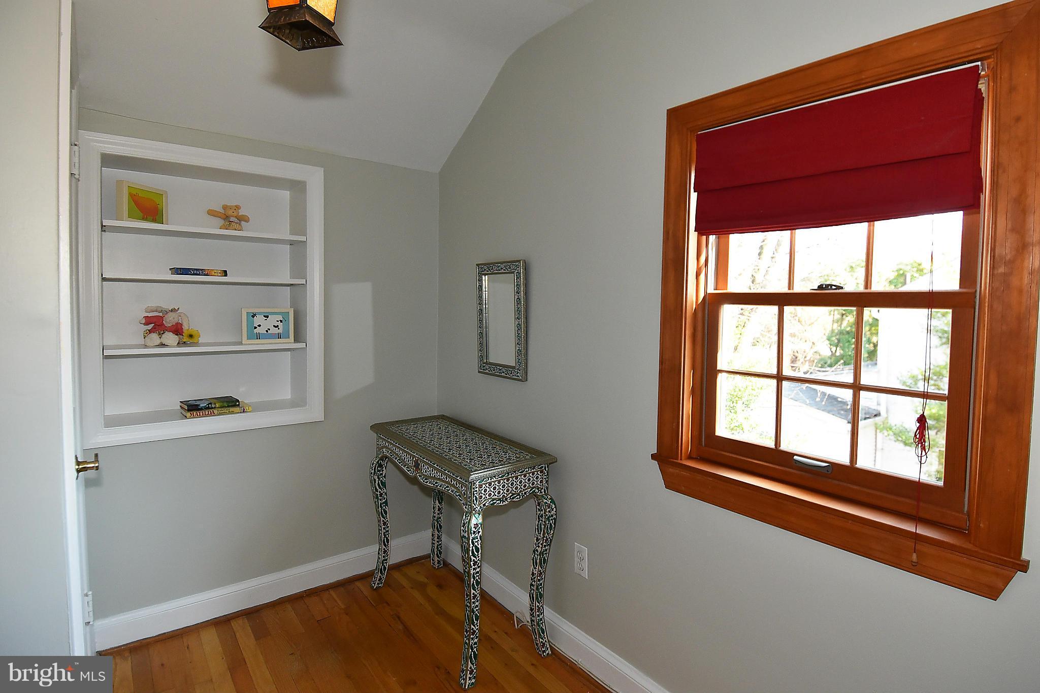 LEEWAY HEIGHTS - Residential