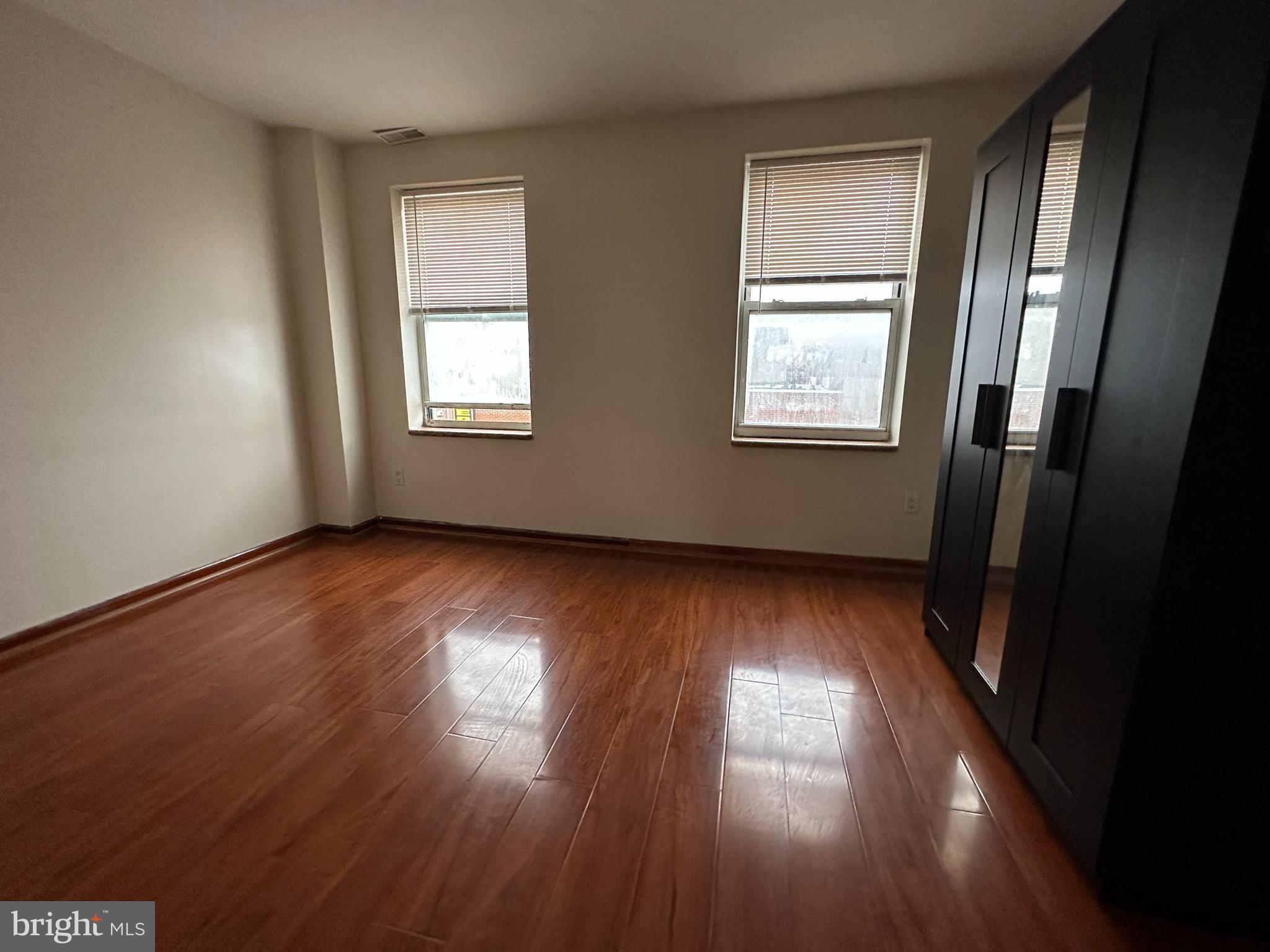 PHILADELPHIA (SOUTH) - Residential