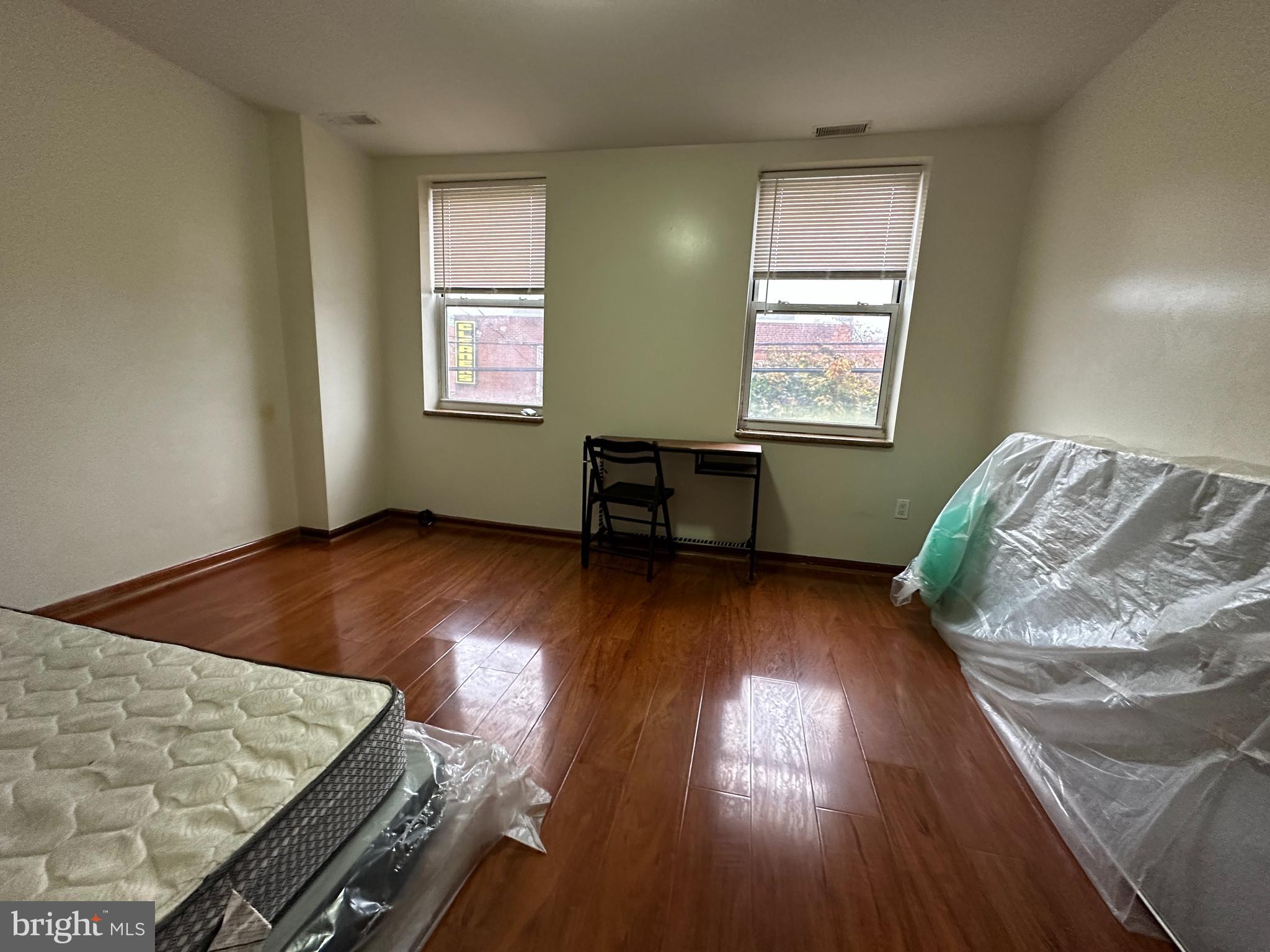 PHILADELPHIA (SOUTH) - Residential