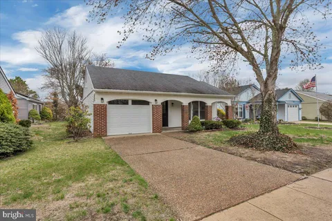 139 Buckingham Drive, Southampton, NJ MLS: NJBL2083726