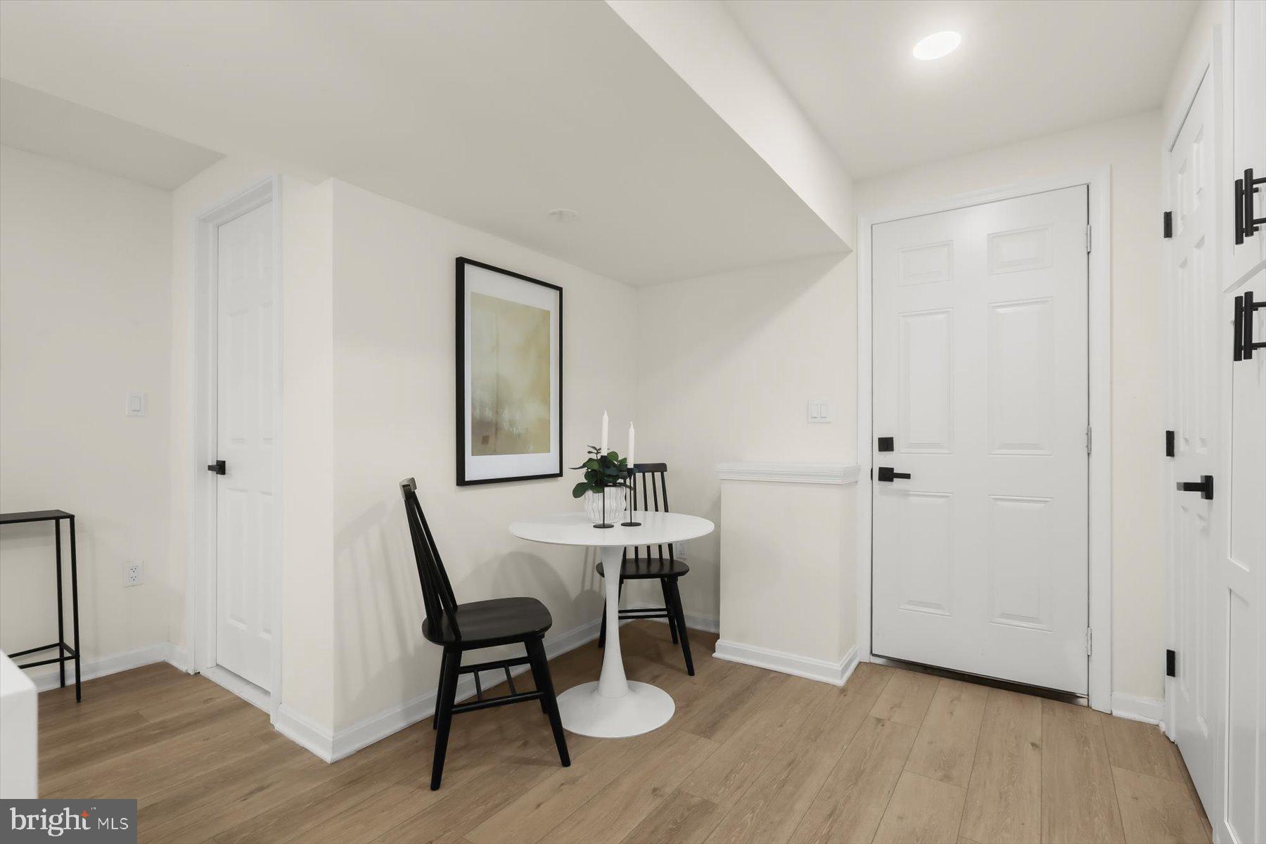 LONDONTOWN - Residential