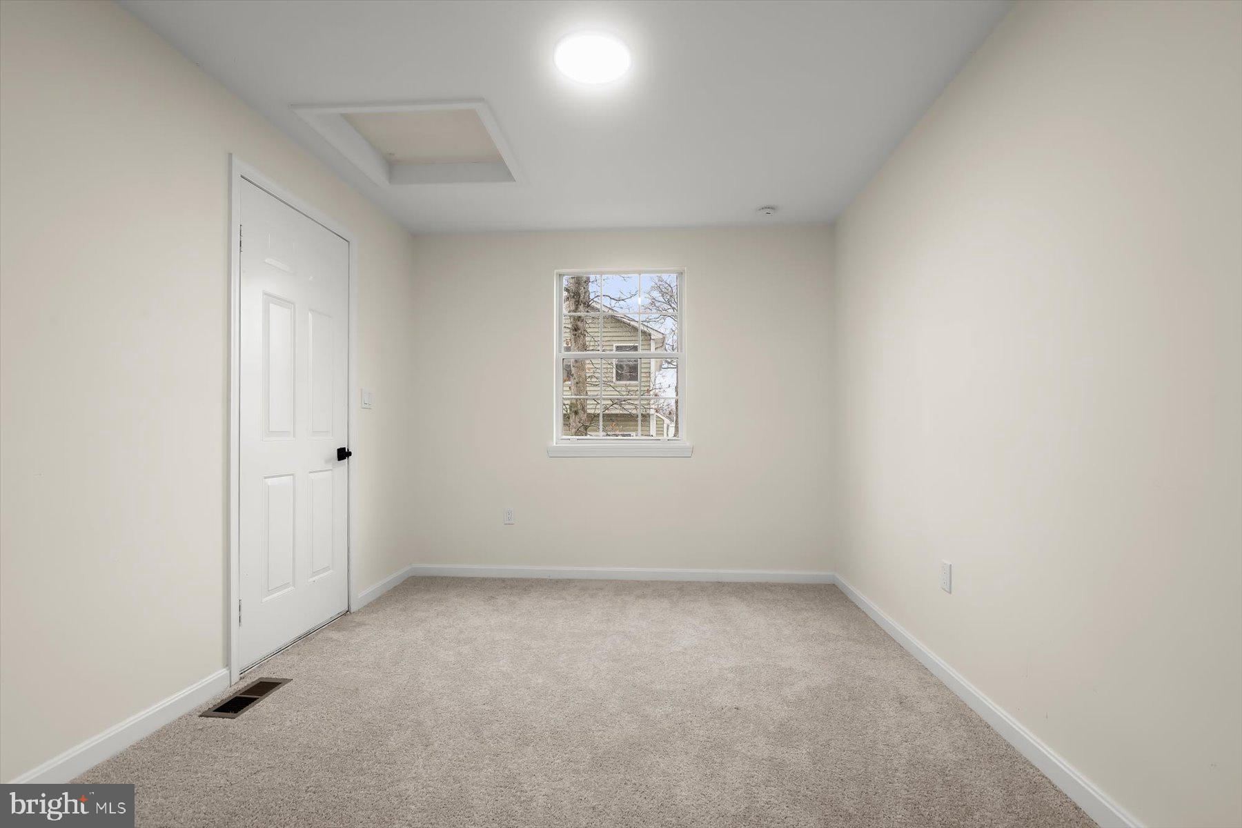 LONDONTOWN - Residential