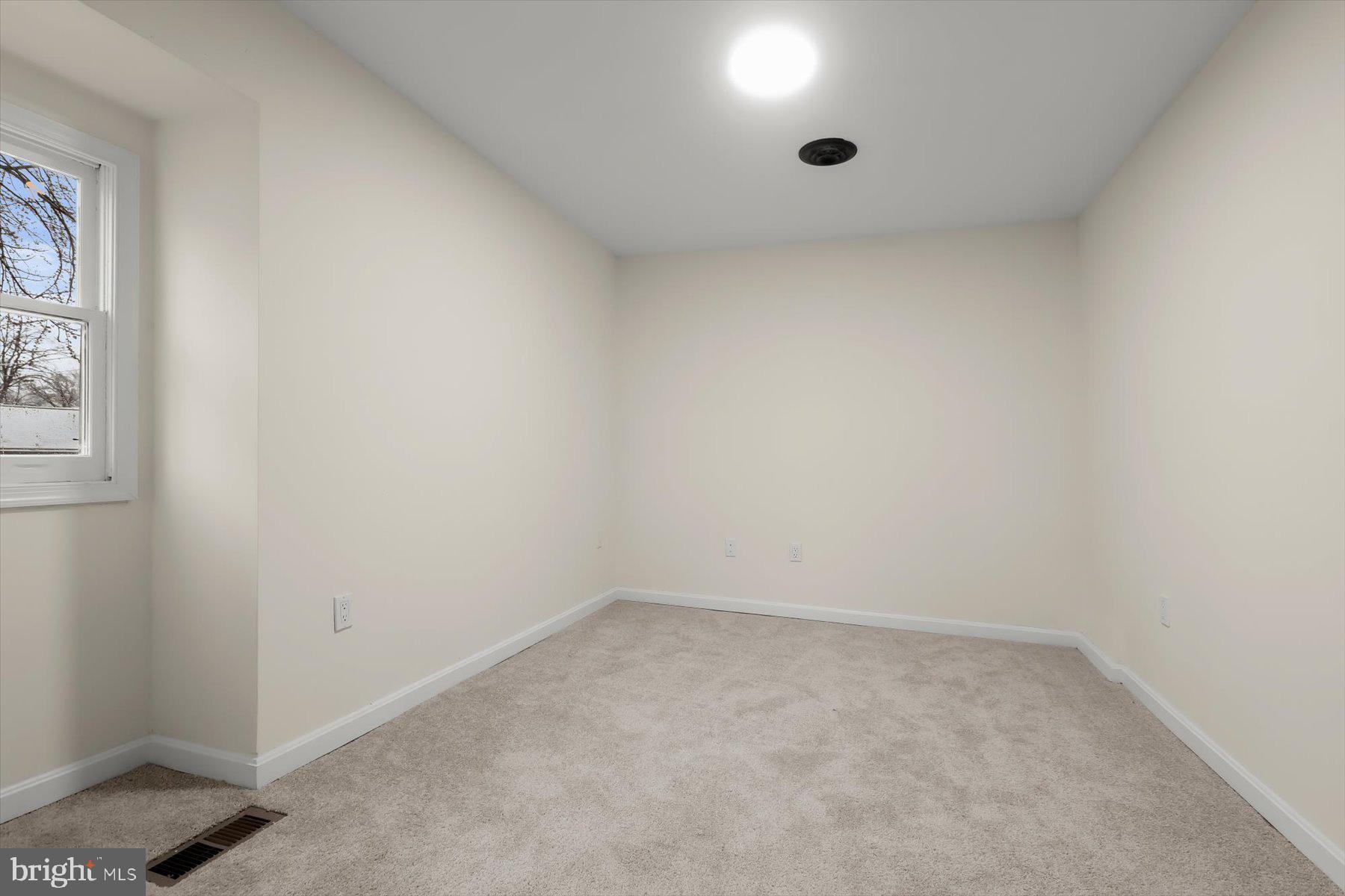 LONDONTOWN - Residential