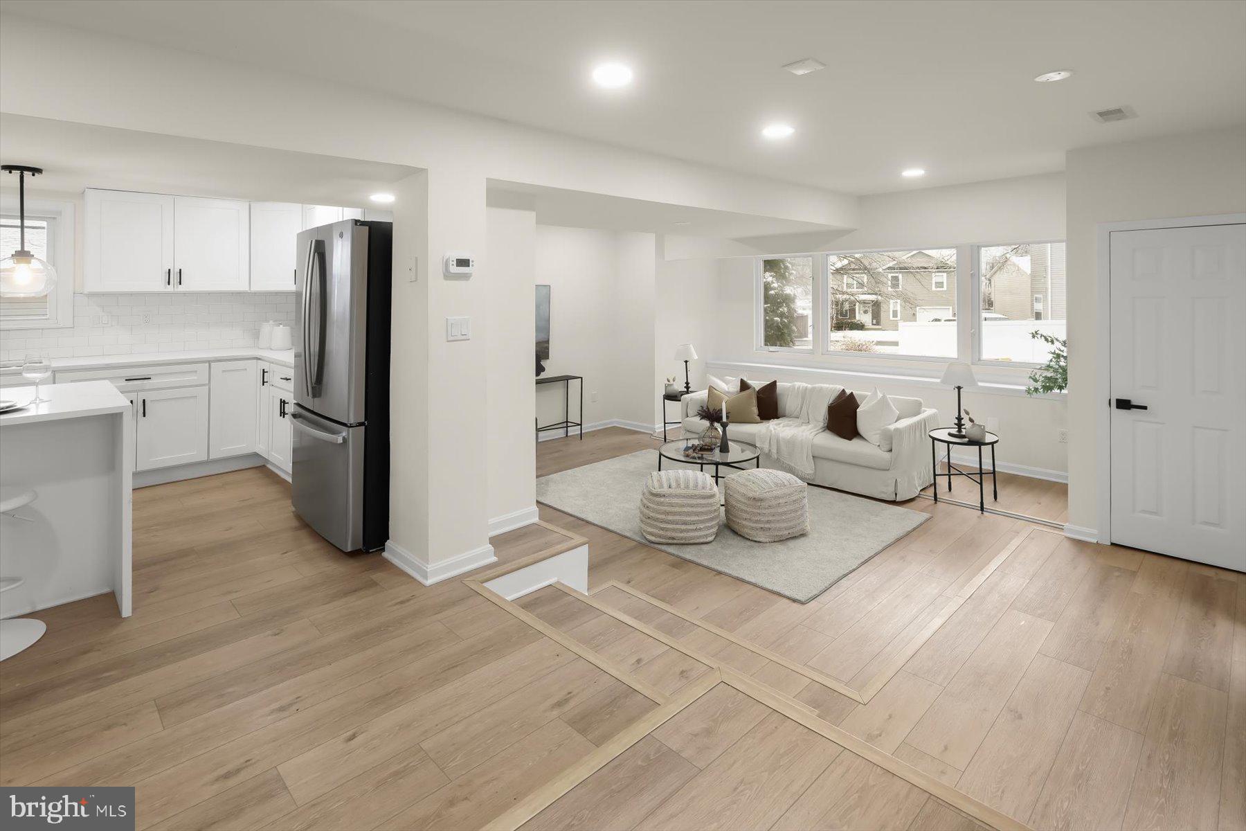 LONDONTOWN - Residential