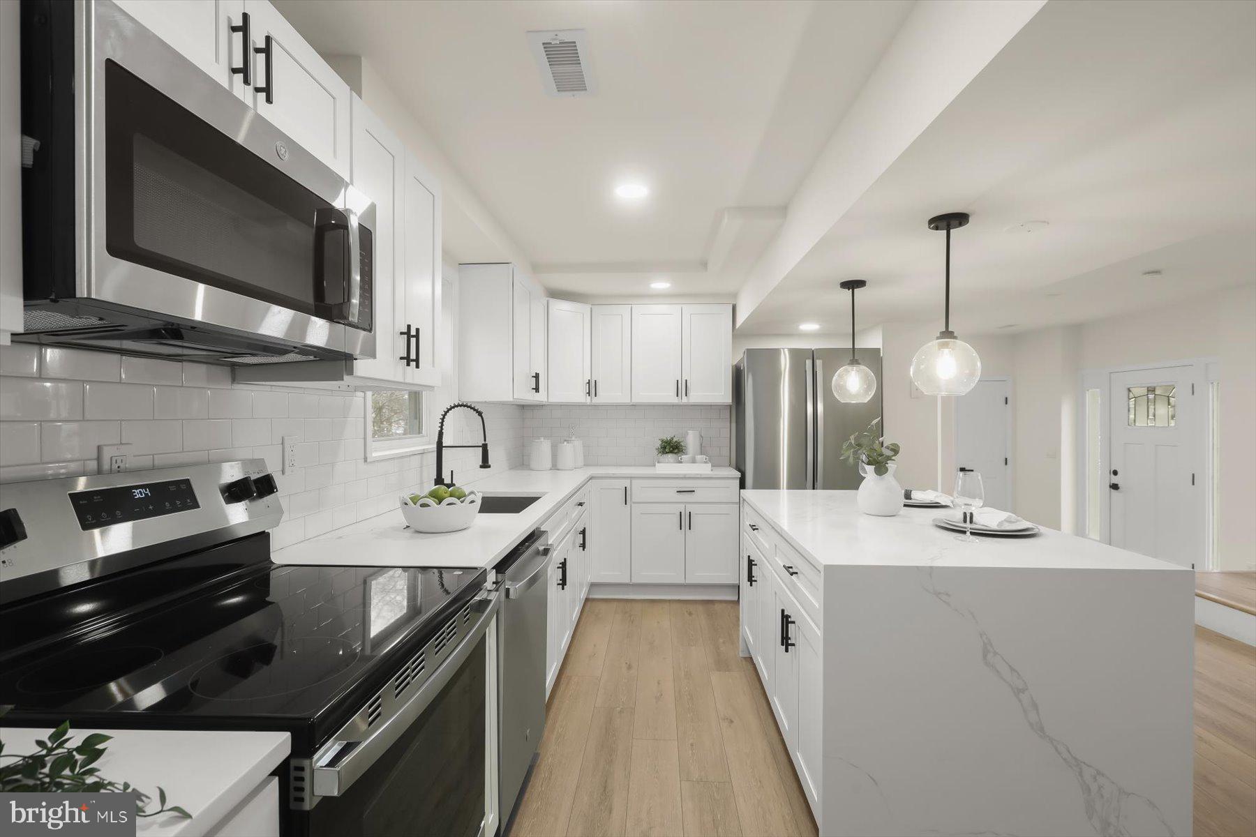 LONDONTOWN - Residential