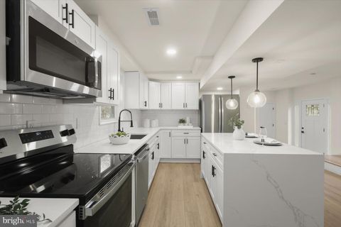 Tiny photo for 1622 Chesapeake Drive, EDGEWATER, MD 21037 (MLS # MDAA2138592)