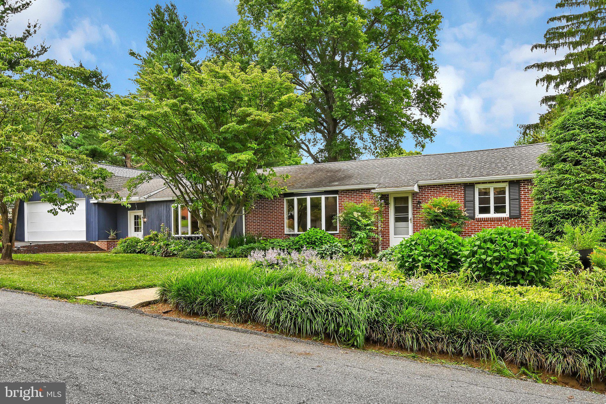 156 CONESTOGA BOULEVARD