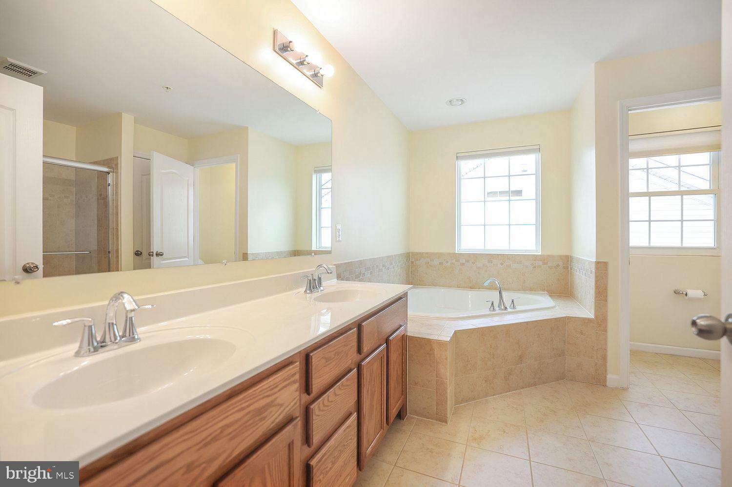 GATEWAY COMMONS - Residential