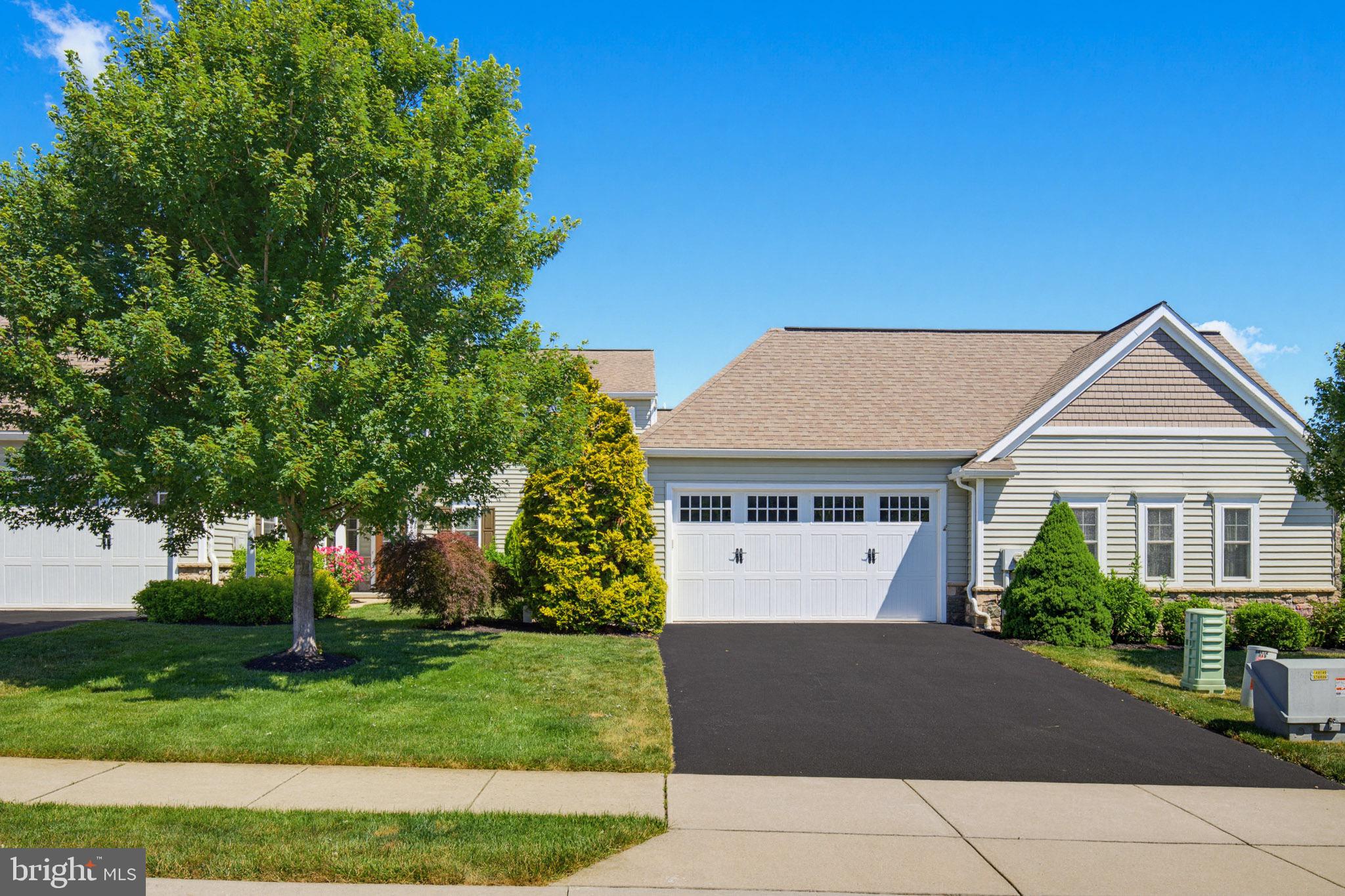 347 ENGLISH IVY DRIVE