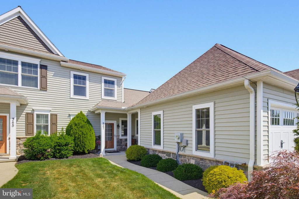 Photo of 347 English Ivy Drive, LITITZ, PA 17543 (MLS # PALA2090482)