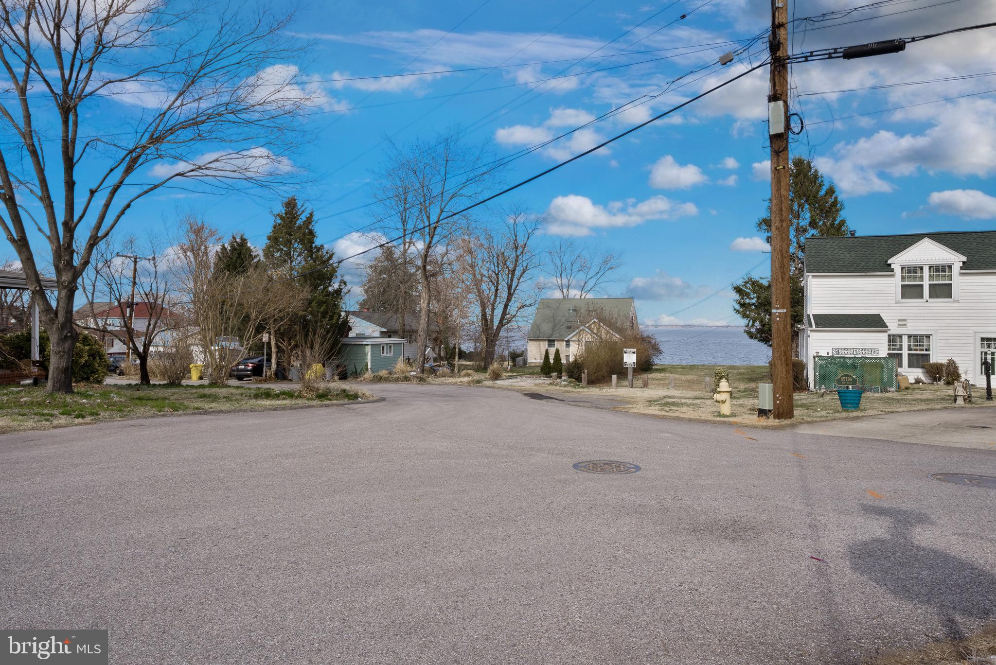 RIVIERA BEACH - Residential