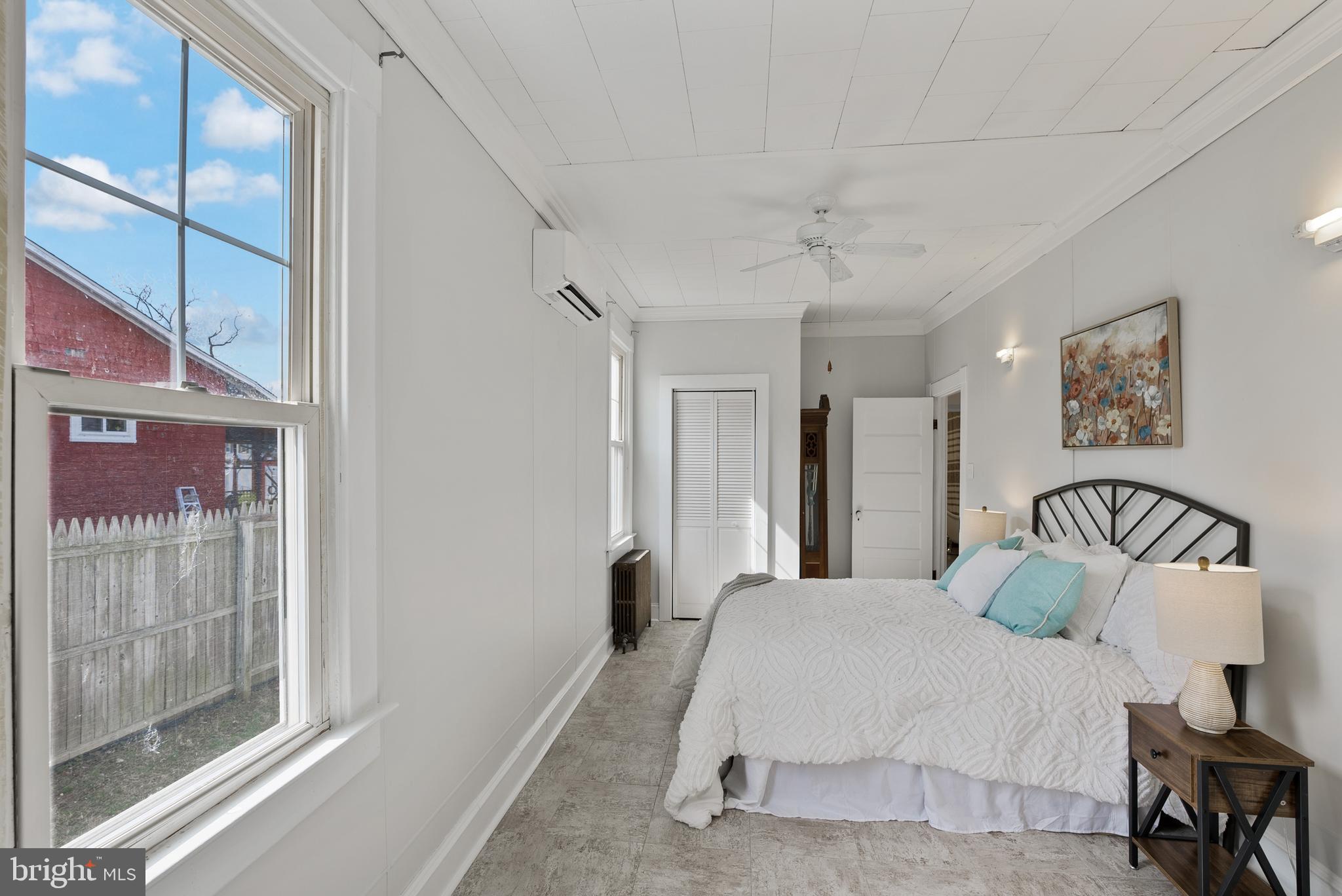 RIVIERA BEACH - Residential